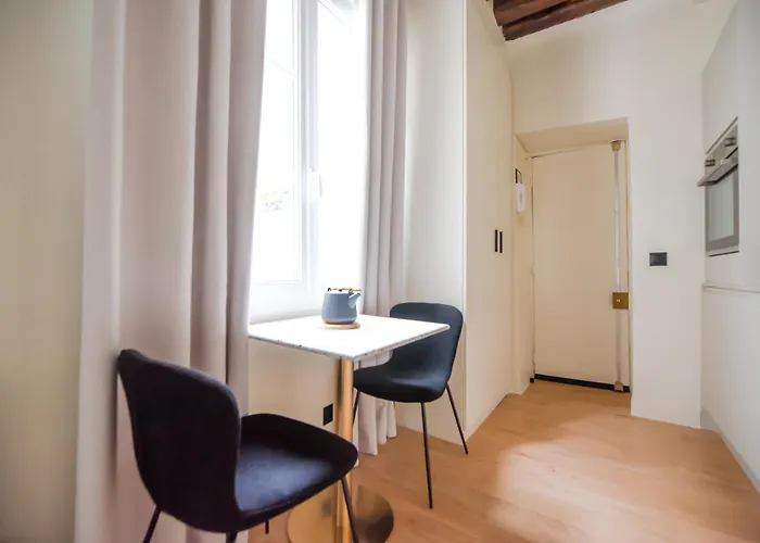 Cia - Near Louvre & Tuileries アパート パリ